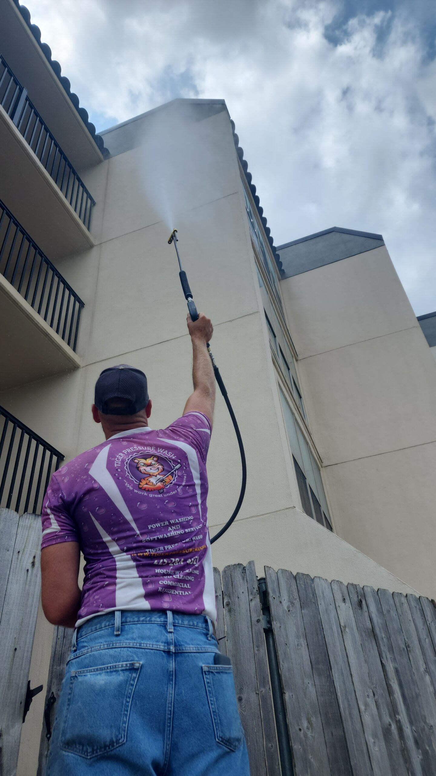 Commercial Pressure Washing in Baton Rouge